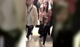 最新天涯娱乐八卦爆料,明星恋情、幕后黑幕大揭秘！